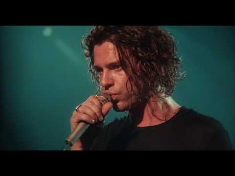 INXS - Need You Tonight (Live Video) Live From Wembley Stadium 1991 / Live Baby Live