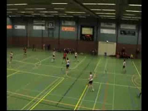 Handbal: Koot, Karlijn en Suus