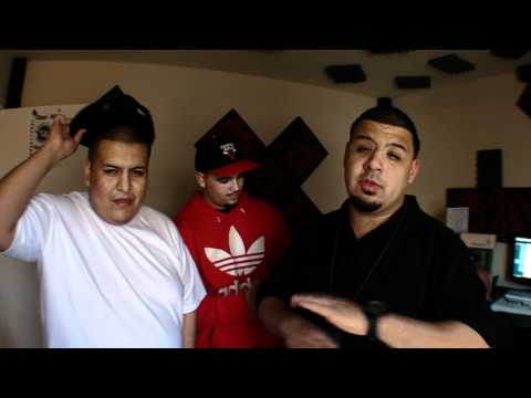 D-TOWN SCREW & LIL RONNIE FT.ROB G STUDIO FOOTAGE