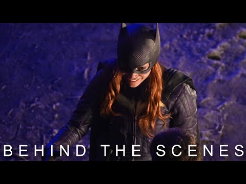 Cancelled Batgirl Movie Behind the Scenes. Leslie Grace, Michael Keaton and Brendan Fraser on Set