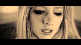 Download lagu Avril Lavigne get over it [official music video] mp3
