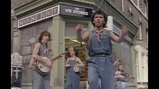 Dexy's Midnight Runners - Come on Eileen (lyrics)