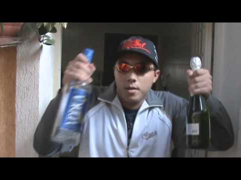 MC Binho Da Penha - Bonde Dos Bebum (Video Clip Oficial)