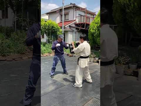 先生のお手本ジャブ→右ミドル