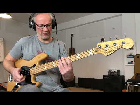 Marcus Miller - Run For Cover - Scotts Basslessons Interview from 27:56 to 28:01