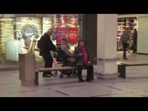 Slemme Slemme Piger - Bedstemor gi'r den gas