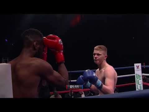 CFS4  Callum Hourighan V Enitan Shofolahan