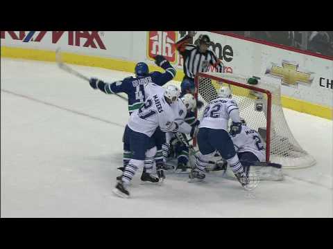 Canucks Vs Leafs - Mason Raymond 1-0 Goal - 10.24.09 - HD