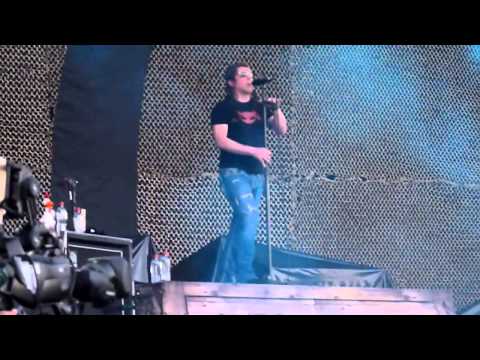 The Package - A Perfect Circle (720p HD Live at Lollapalooza Chile 2013)
