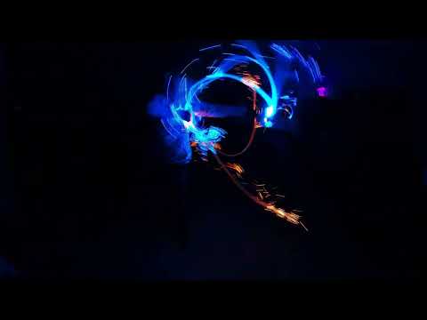 Trippy Dual Whip 4k - Shine by Collective Soul