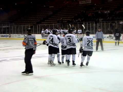 Zach Alvarez Scores for the Fresno Monsters 01/22/2011