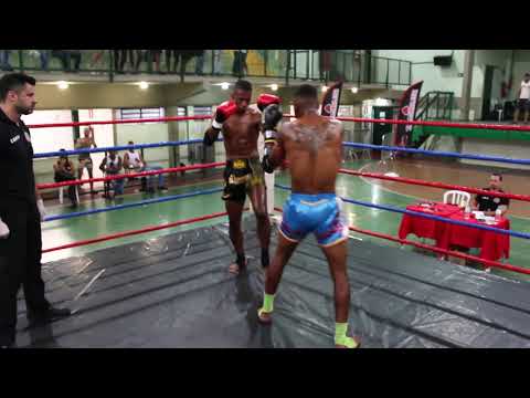 Deinesson Santiago (Alcatéia Muay Thai) x Lucas Predador (War Camp)