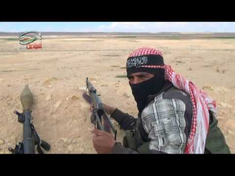 انتشار مجموعة الخندق على طريق دمشق دير الزور بهدف قطع الطريق