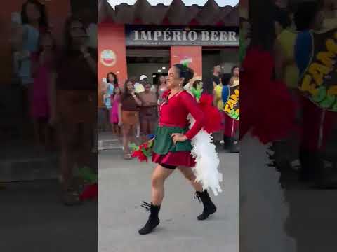 ABRILHANTANDO O DESFILE DE TAPIRAMUTÁ-BA FAMUT❤️💙💛🖤