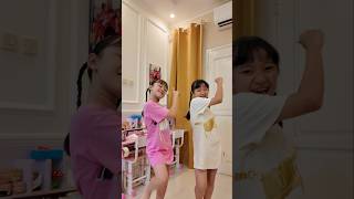 Download lagu Dance Viral Astaga Bercanda | Seru Bangett!! #shorts #twins #sikembarmairanaura #brazildance #trends mp3 Download lagu Dance Viral Astaga Bercanda | Seru Bangett!! #shorts #twins #sikembarmairanaura #brazildance #trends mp3
