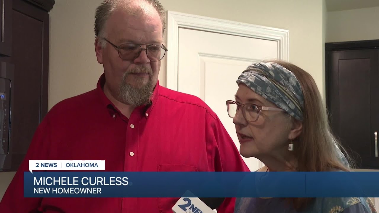 Habitat for Humanity gives keys to several new homeowners in Blitz Build event