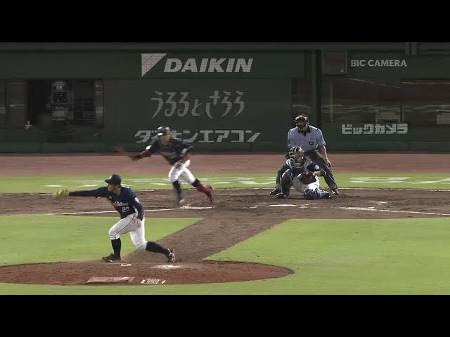 【7回裏】ライオンズ・小石 ピッチャー強襲の打球を好反応でキャッチ!! 2016/8/23 Bs-L