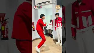 Download lagu Gemes overload! 😍 Robi ngajarin Valen joget dougie, ekspresinya nggak ada obat! #shorts mp3 Download lagu Gemes overload! 😍 Robi ngajarin Valen joget dougie, ekspresinya nggak ada obat! #shorts mp3