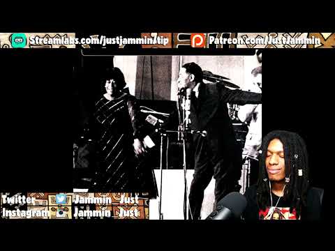 FIRST TIME HEARING Ella Fitzgerald - Just Squeeze Me (But Don't Tease Me) REACTION