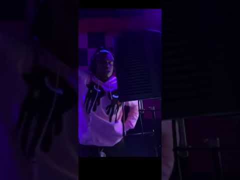 Flentstone catches the #ArtistHolyGhost in the studio