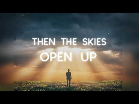 Deep Field Photobomb - Skies Open Up (feat. Gastón Loizeau)