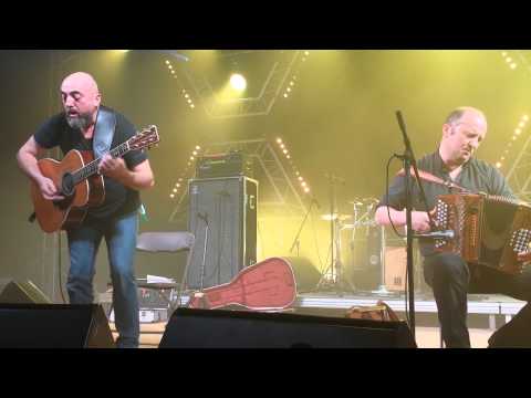 Fest-Noz Cachan 2014 - Les Frères Guichen -