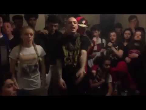 On My Momma - Deezee ft. Jay Mobbin