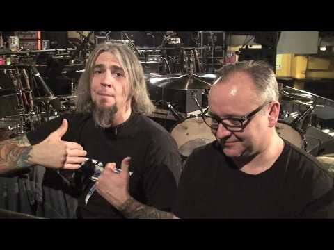 Der W Backline: JC Dwyer und Rossi