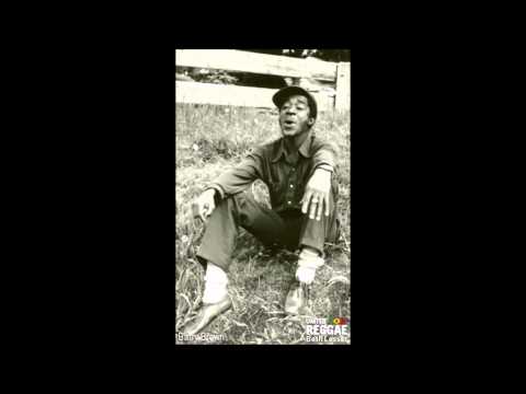Barry Brown-Deh Pon Street Again (Frontline International)
