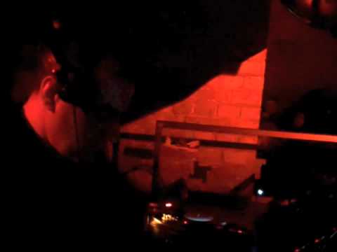 Blu Mar Ten - If I Could Tell You (Stray remix): Live @ Fabric