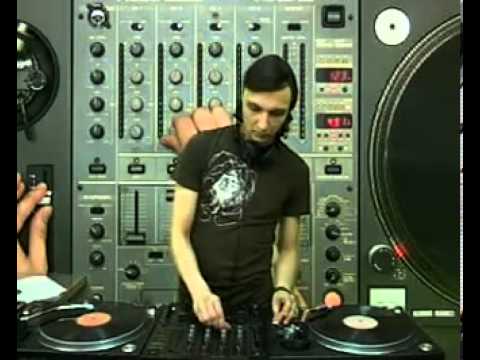 22:30:00 - 237 Showcase: Lega @ RTS.FM - 26.02.2010: DJ Set