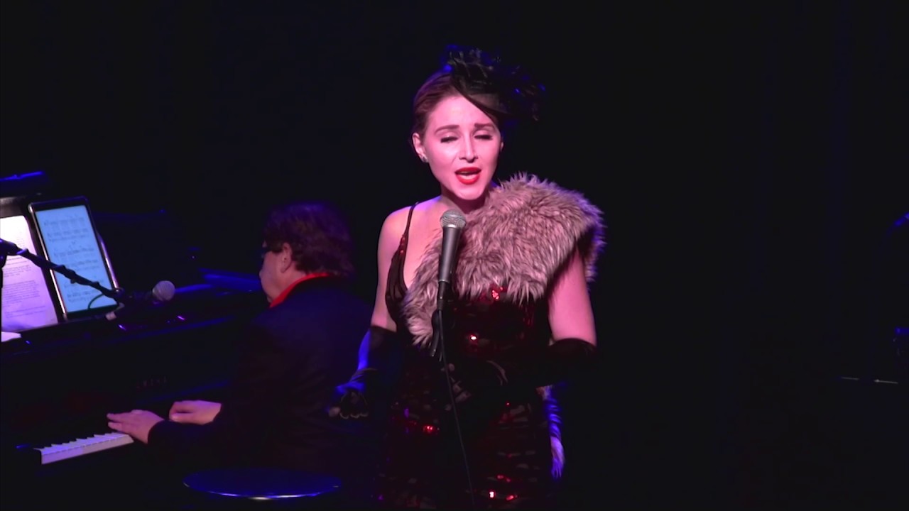 Promotional video thumbnail 1 for Juilliard Trained Singer Annie Moore