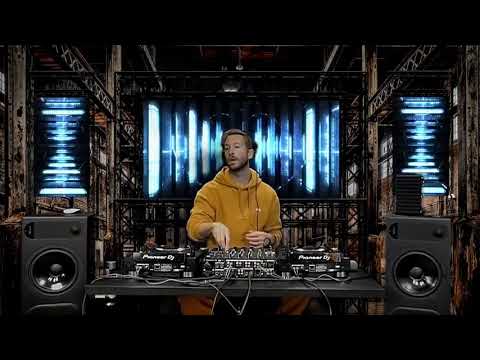 Calvin Harris - Love Regenerator Livestream (2)