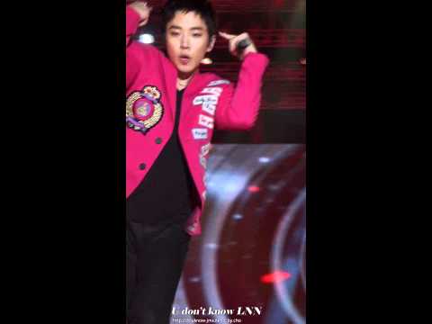[Fancam] 111022 Junho 2PM Hyundai i30 FESTA Concert - Hands Up Cut