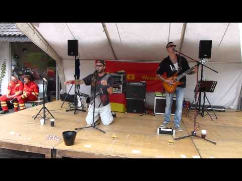 "S & M unzensiert" beim Dorfmarker Strandfest 2013