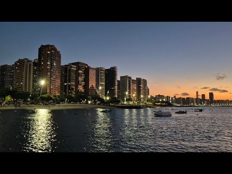 Fortaleza- Ceará, Brasil :  Passeio de Barco pela Orla da praia de Iracema - Tabichan Channel 
