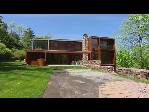 Living Large: A New Canaan Gem