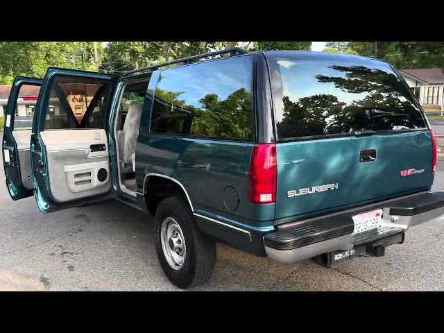 1993 Gmc Suburban 2500 - Image 16