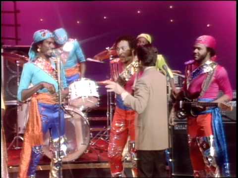 Dick Clark Interviews Lakeside - American Bandstand 1981