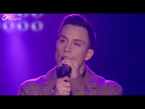 Loïc Nottet -- "Million Eyes" (acoustic live)