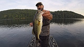 Unexpected Applause By Crowd While Bass Fishing (HILARIOUS!!!)