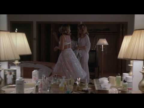 PEGGY SUE GOT MARRIED MIRROR TRICK