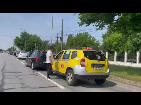 [ACTUALIZARE] Registrul Auto Român vrea CONCILIERE cu taximetriștii protestatari