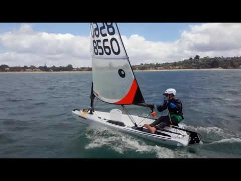 Open Skiff - sending it on a reach