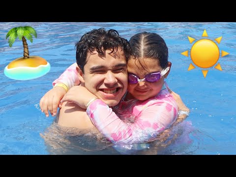 I TOOK MY FAMILY TO THE BEACH!!