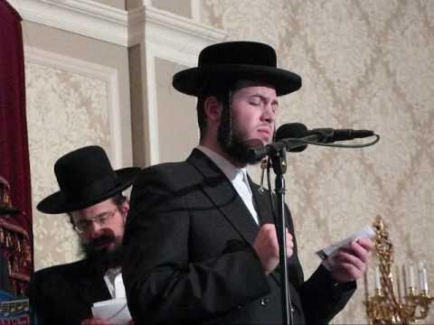 Motty Ilowitz with Mezamrim Choir at RCCS