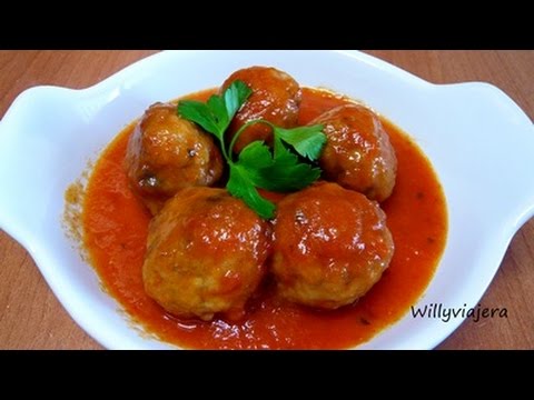 ALBÓNDIGAS DE🐓🍄🍅🧆 SETAS Y POLLO CON TOMATE🐓