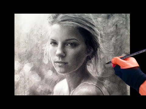 Summer Gaze Portrait – Charcoal Drawing