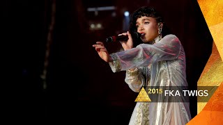 FKA twigs - Water Me (Glastonbury 2015)