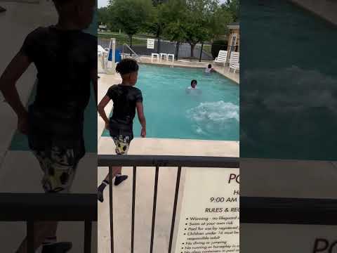 We Took The Memphis Shii🤫 To Knoxville🤣🔥🔥#901slice #memphis #fyp #shorts